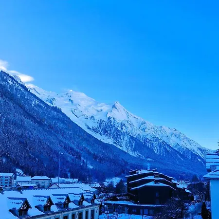 Centre - Vue Mont Blanc * 霞慕尼